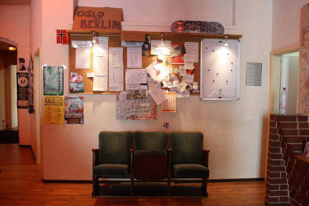 Baxpax Kreuzberg Ostello *